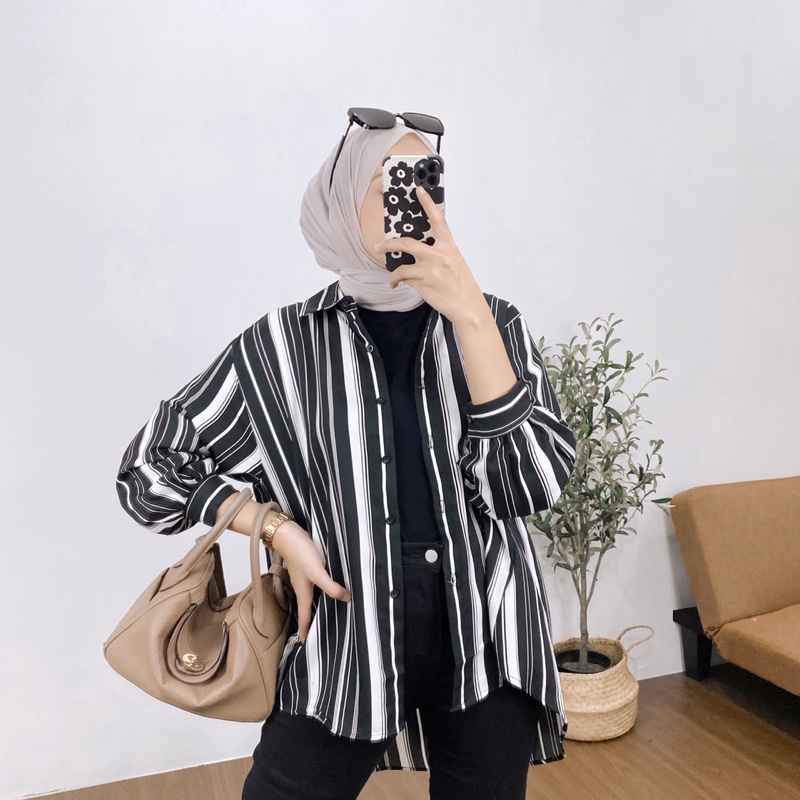 Tq88indonesia Fashion Baju Kemeja Salur Wanita Terbaru / Nadine Oversize Stripe / Hem / Kem Lengan Panjang / BUsana Casual Cewek / Ootd