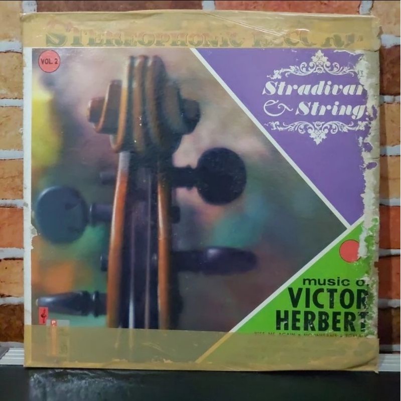 Kaset Vinyl Piringan Hitam 12 inch Victor Herbert Favorites