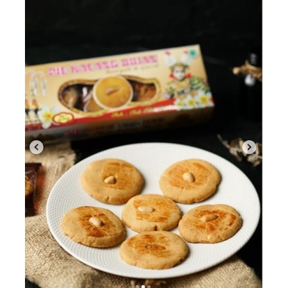 PIE KACANG DHIAN ISI 10PCS OLEH OLEH ASLI KHAS BALI HALAL FREE BUBBLEWRAP