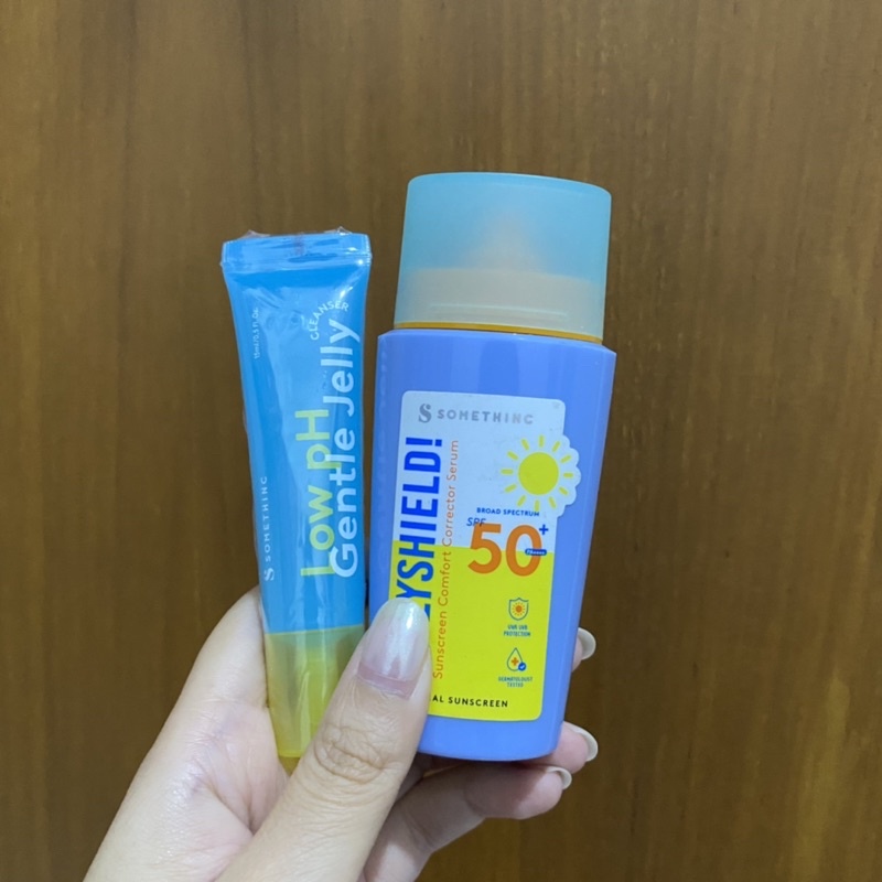 SOMETHINC Holyshield Sunscreen Comfort Corrector Serum (PRELOVED) FREE NEW Low PH Gentle Jelly Clean