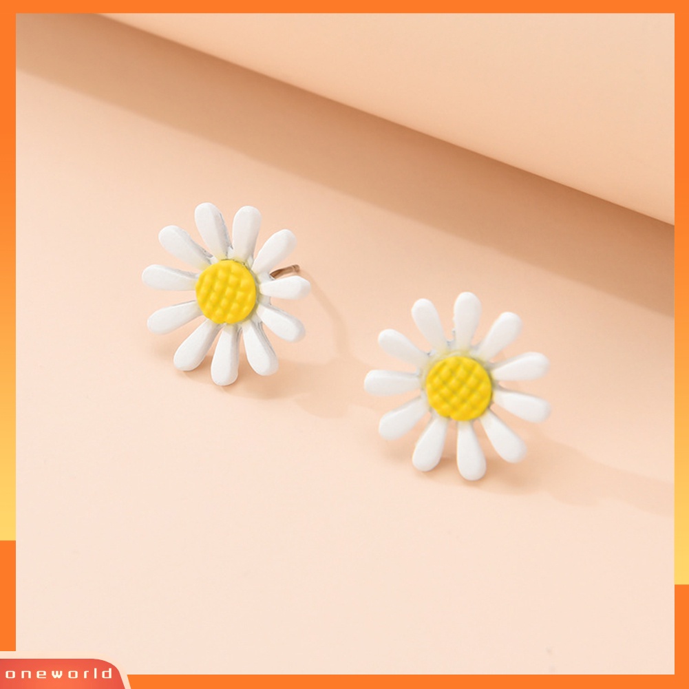 [WONE] Elegan Wanita Kecil Resin Marguerite Ear Stud Earrings Tindik Perhiasan Hadiah