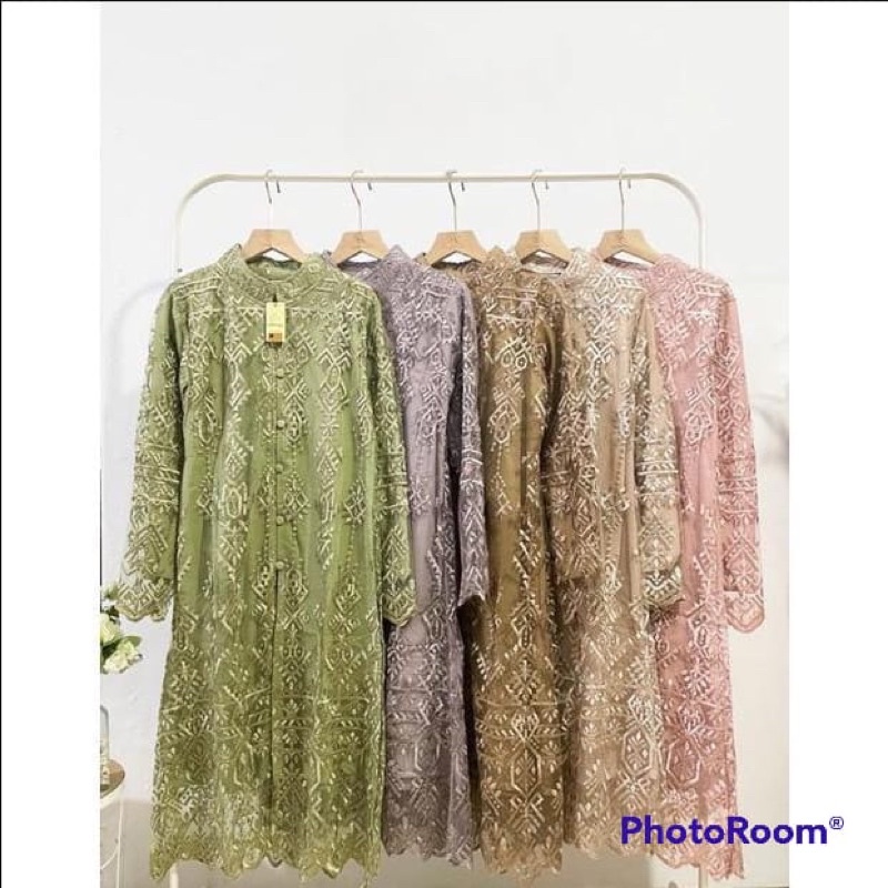 (BISA COD)Set Kebaya Tunik  Kancing depan By Rasaqi kebaya/ Tunik Brokat / Kebaya Modern / Kebaya tile / Kebaya Favorite / Tunik busui/tunik kancing depan/tunik modern/tunik kondangan/tunik kebaya pesta/tunik kebaya wisuda/kebaya modern by spj fashion