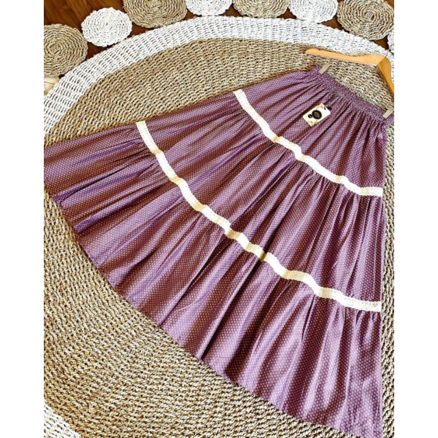 NENA SKIRT / ROK APLIKASI RENDA