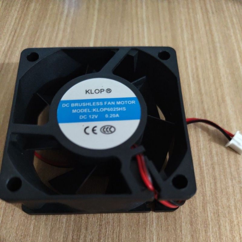 fan dc 6cm 12v plus soccet klop