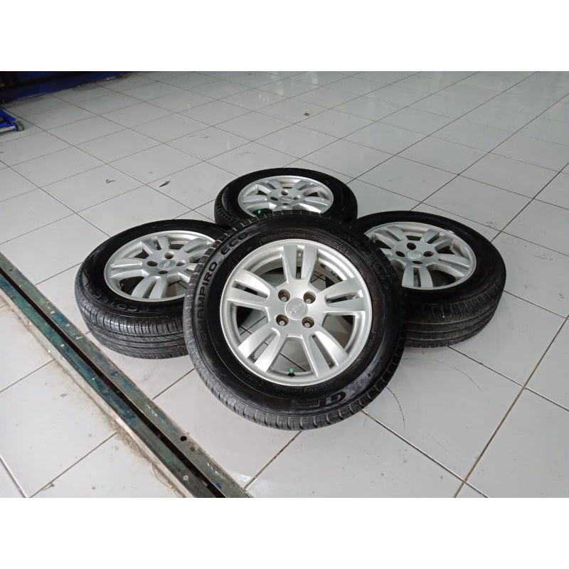 1 set velg murah bekas mobil chevrolet aveo ring 15 pcd 4x100 ban 195 65 r15