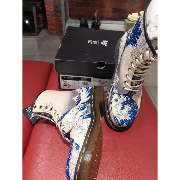 DOCMART DR MARTENS x THE MET 1460 ART GALLERY ONLY SIZE 37 NEW ORIGINAL