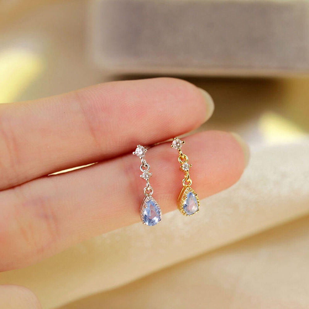 Anting Stud Kait Bahan Titanium Steel Lapis Emas Perak Hias Kubik Zirkonia Biru Untuk Wanita