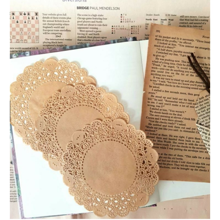 

(10pcs) Doily/Doilies/Doyley Paper Kertas Renda 5.5 inch Coklat