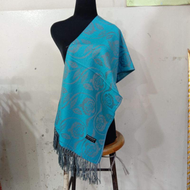 syal motif bunga mawar || pashmina motif bunga || selendang || scarf &amp; shawl