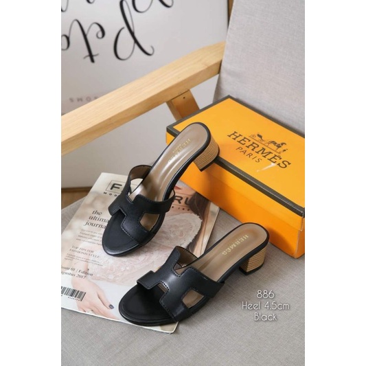 Sendal wanita slop tapak tahu import kode 886