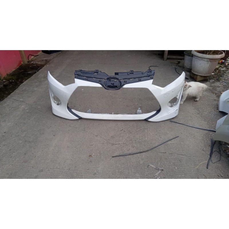 bumper depan toyota agya 2018