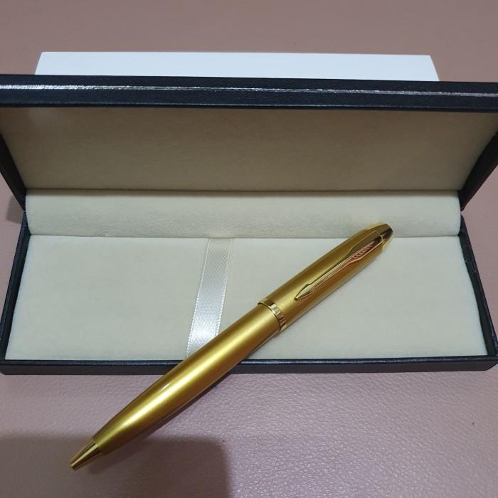 

Pulpen Parker Sonnet Tw Full Gold Klip Emas Free Grafir Nama Best Seller