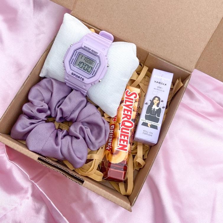

[Kode](M36I)♥ [GIFTBOX JAM] KADO JAM SCRUNCHIE COKLAT / GRADUATION / VALENTINE / KADO NATAL / HAMPERS LEBARAN / KADO PACAR / KADO CEWEK / KADO DOI pasti dikirim