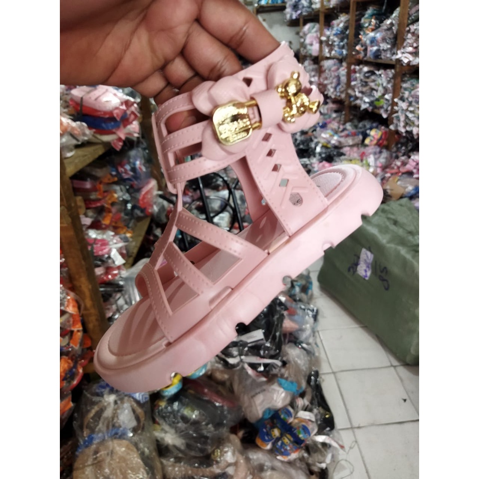 sandal anak perempuan gladiator pita jibitz bear 1705-3 (24-35) pola besar turunin size