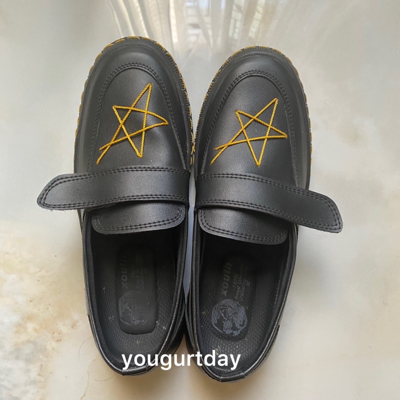 Sepatu slip on loafer black hitam star brand merk xouth