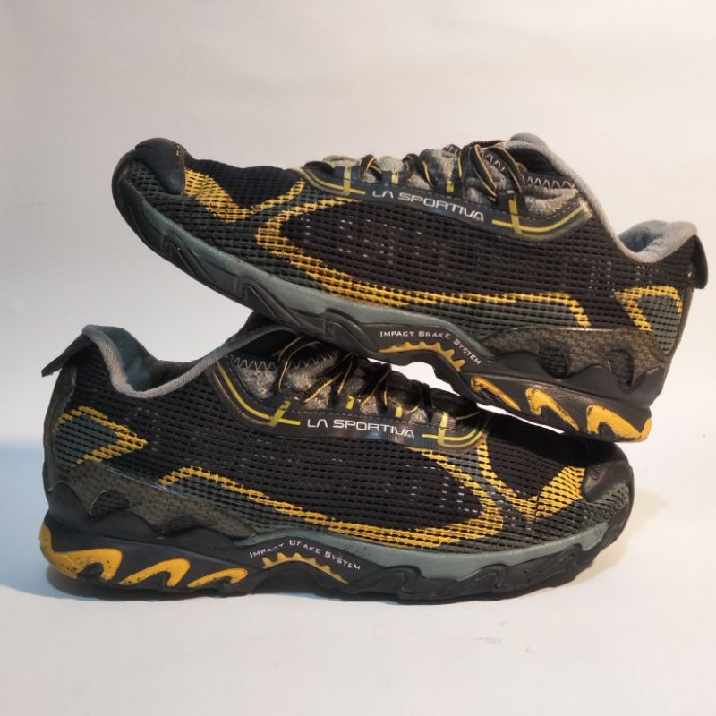 SEPATU LASPORTIVA SIZE 43