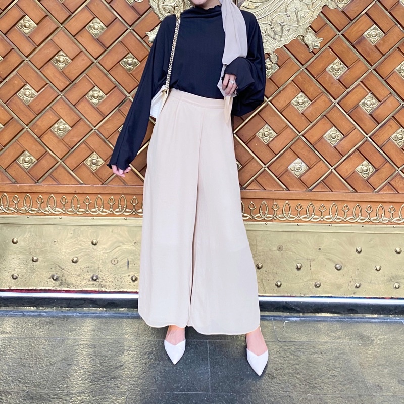Mirae Flowy Pants Cullote Ceruti
