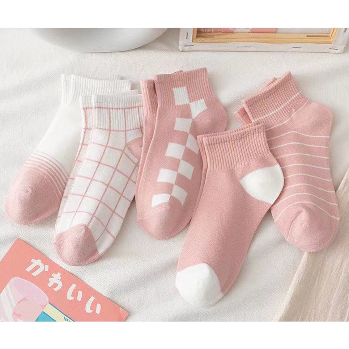 Kaos Kaki Wanita Pink Edition Motif Kotak Garis Simple Lucu Tebal