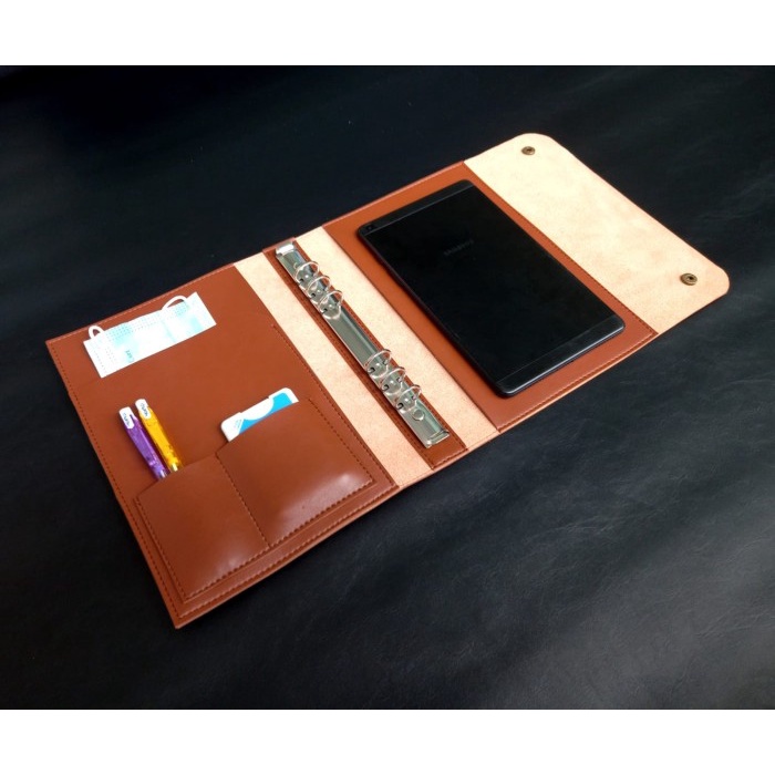 

COVER BINDER A5 RING 6 COVER BINDER KULIT IMITASI SEMINAR KIT BINDER