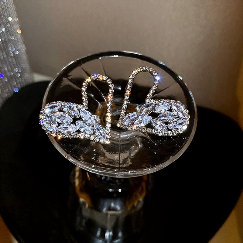 Fancyqube Fashion Hati Zirkon Berongga Stud Anting Untuk Wanita Desain Baru Cinta Hati Anting