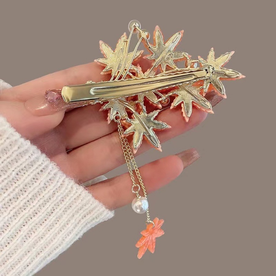 Korea Baru Daun Maple Mutiara Rumbai Jepit Rambut Wanita Alloy Hair Clip Side Clip Aksesoris Rambut