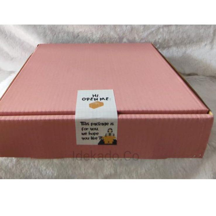 

ス Box Kardus Warna 30x25x8 cm Hitam Black Pink TANPA BUBBLE WRAP Segel Box Kotak Kado Gift Hampers Berwarna ヷ