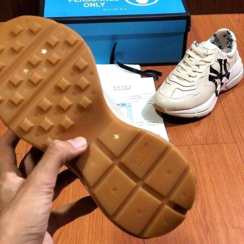 Gucci Rhyton NY Sneakers Un Authorized Original - Sepatu Sneakers Pria Keren Buat Gaya Casual Terbar