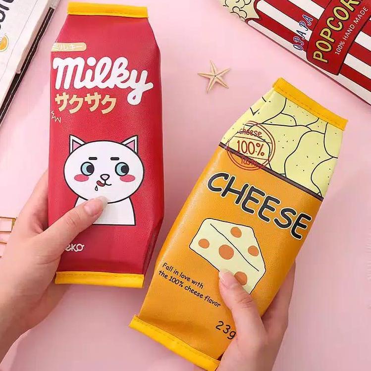 

➪ TGS - TEMPAT PENSIL MODEL BUNGKUS SNACK LUCU UNIK / KOTAK PENSIL LUCU UNIK MURAH ソ