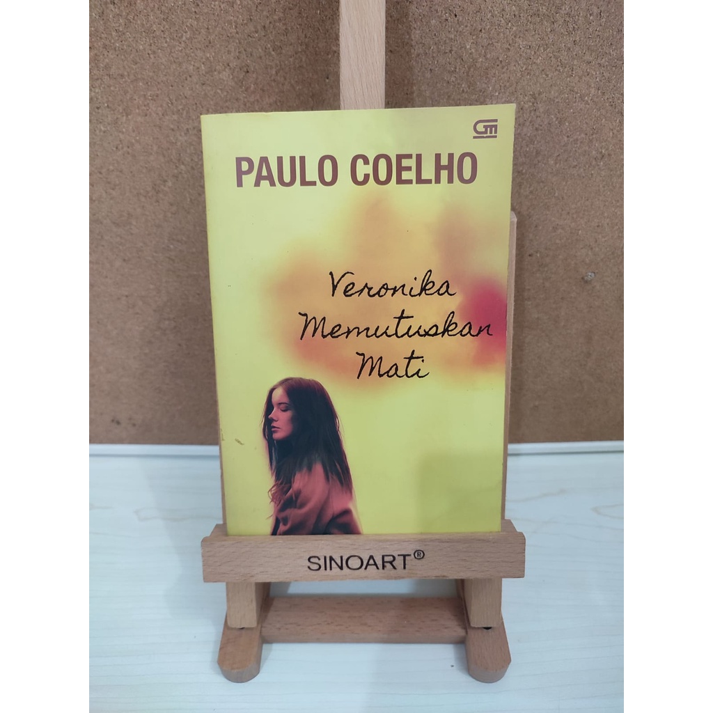 VERONIKA MEMUTUSKAN MATI - PAULO COELHO
