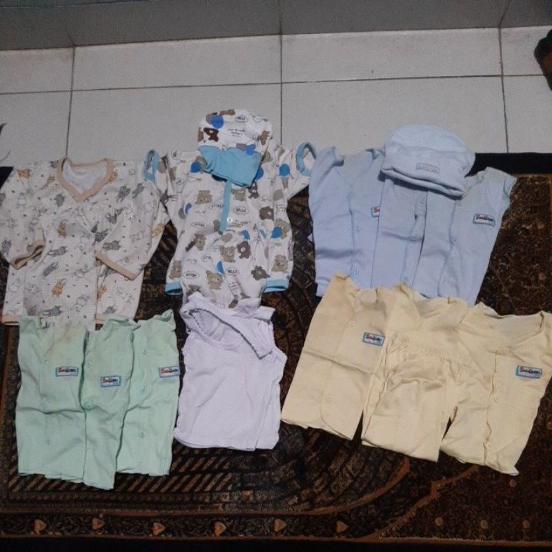 baju bayi 0-6bulan libby shaqueen linco Tivia
