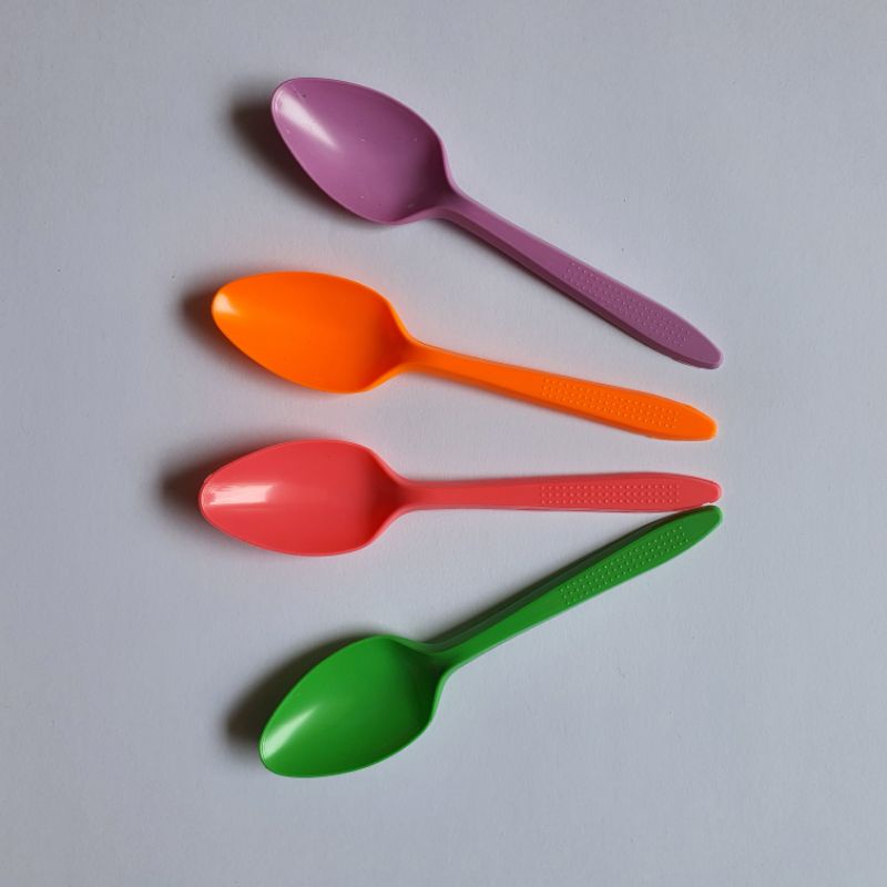 sendok puding plastik / sendok teh plastik / sendok eskrim plastik / sendok es cream plastik / merk 