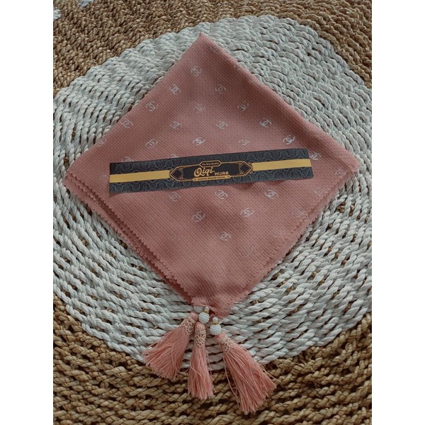 [ Qiqi Hijab ] SEGIEMPAT WAFFLE JAMBUL MOTIF CC••hijab waffle ruby corn