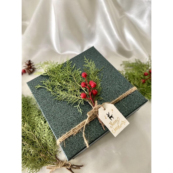 

Hampers premium Christmas parcel natal hampers kue tas goni