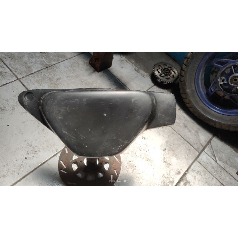 tepong kanan Honda monkey z125/box aki Honda monkey 125