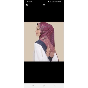 Dayu scarf ruby wearing klamby