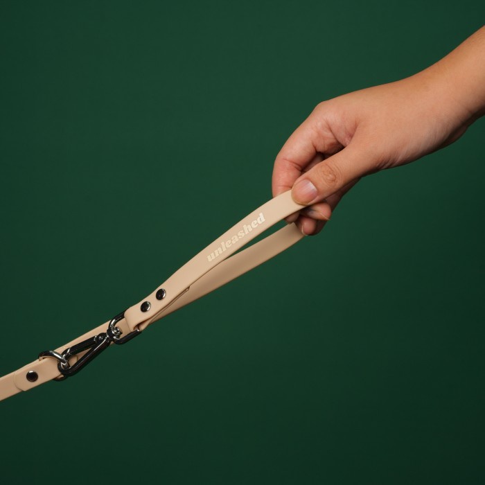 UNLEASHEDHANDSFREE : AT DAWN (DOG WATERPROOF LEASH TALI ANJING)