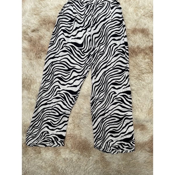 Celana Rayon motif Zebra