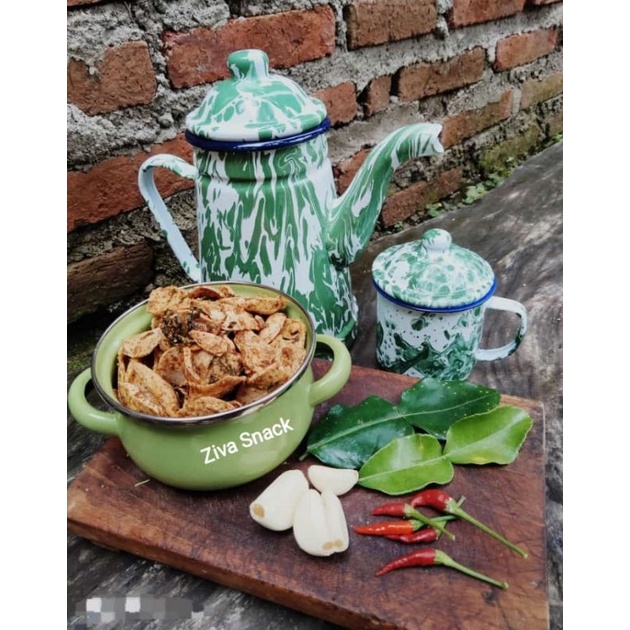 

BASRENGkripik pedas daun jeruk 250grm