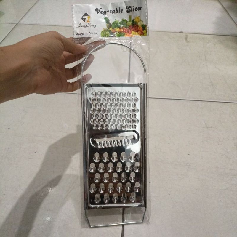 PARUTAN 3 UKURAN / 3 SIZE IN 1 BUAH / KEJU / SAYUR / GRATER STAINLESS