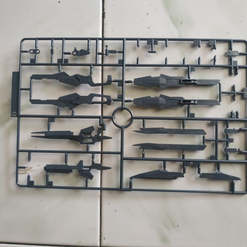 HGBD 1/144 HIGH GRADE GUNDAM OO 00 SKY MOEBIUS PART WEAPONSET