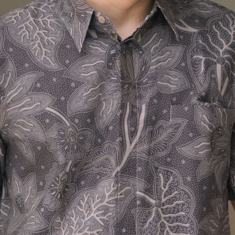 Batik Pria Lengan Pendek Slimfit Lapis Furing Katun Halus Premium Modern