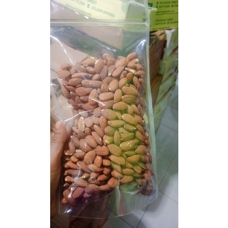 

Kacang Almond