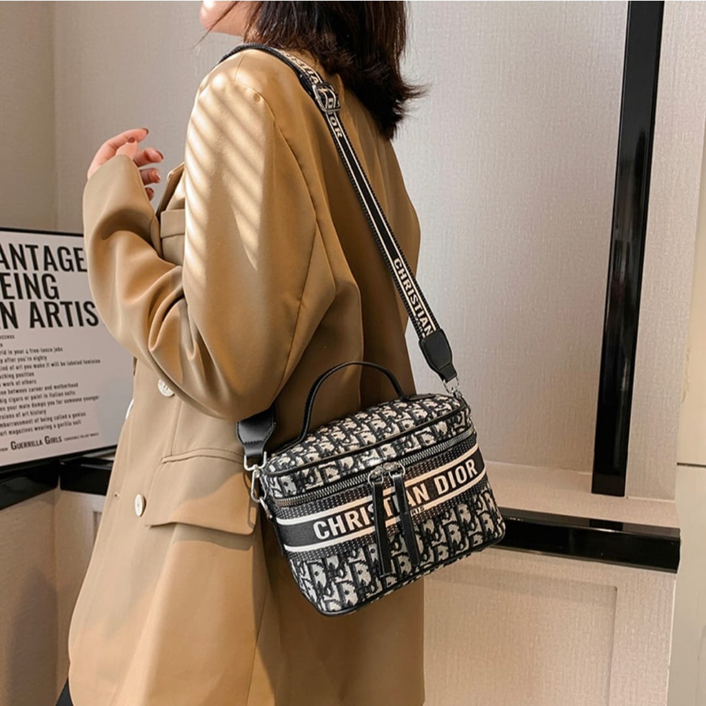 7375 DR Vanity Bag ♡Free Sarung+BubbleWrap♡