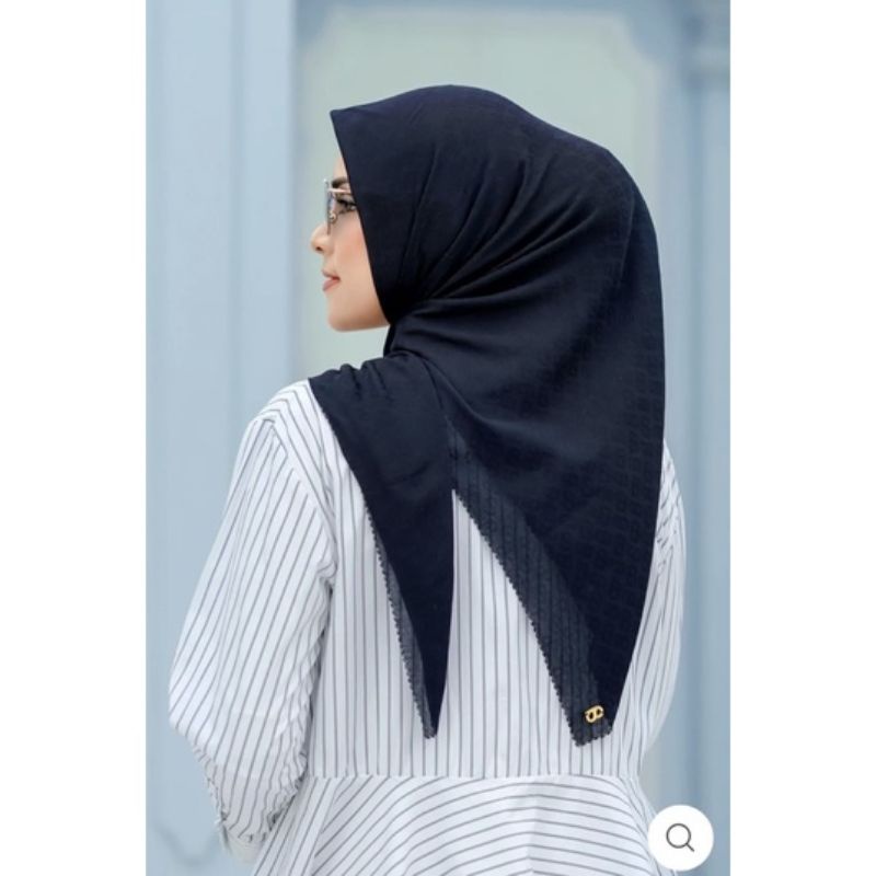 tapis embossed navy buttonscarves