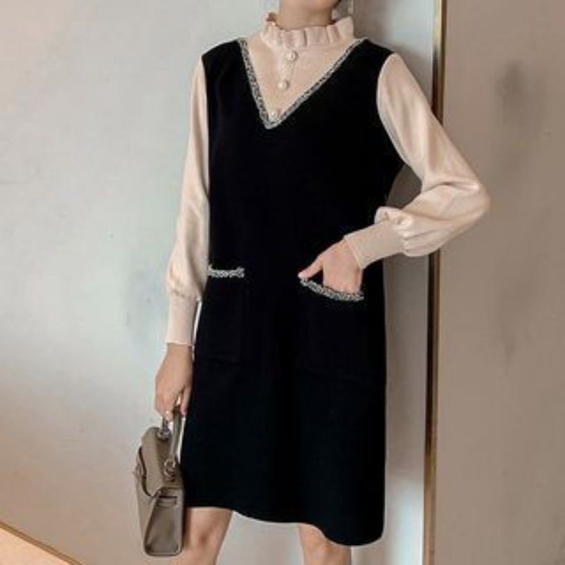 preloved Maternity Long Sleeve Mock Two-Piece Knit Dress