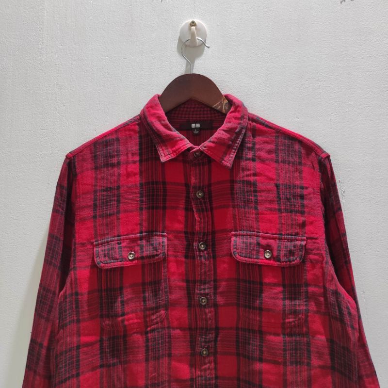 Kemeja flanel Uniqlo size L