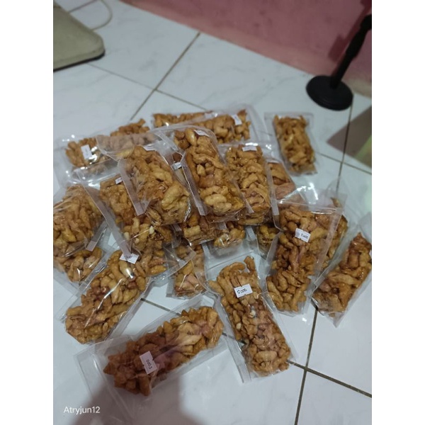 

Kacangumpetmanis