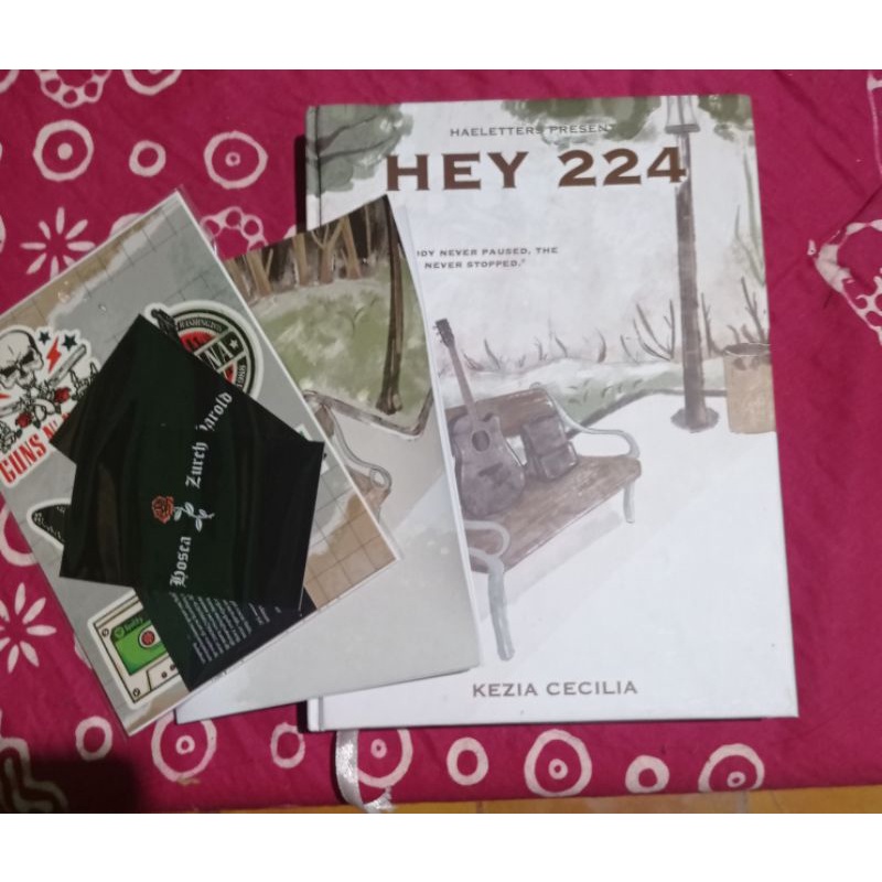 Preloved Novel Nomin Hey 224