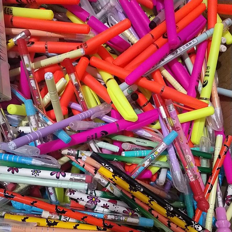 

KRAUKAN BASECAMP ALAT TULIS.