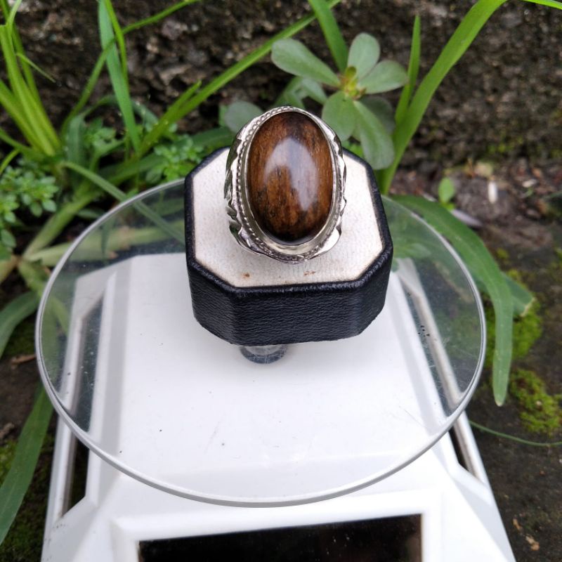 Cincin kayu bertuah tengsek Sulaiman